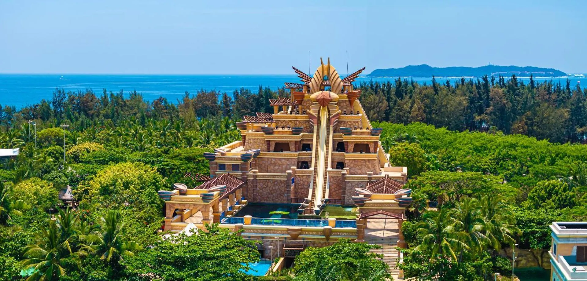 Resort Atlantis Sanya Hotel