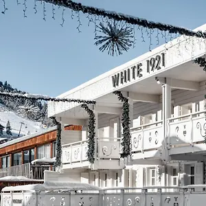 white-1921-courchevel.hotels-rhonealpes.com/